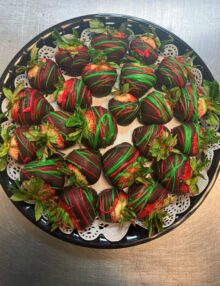 Strawberry Delight Platter (*Available in a variety of Colors)